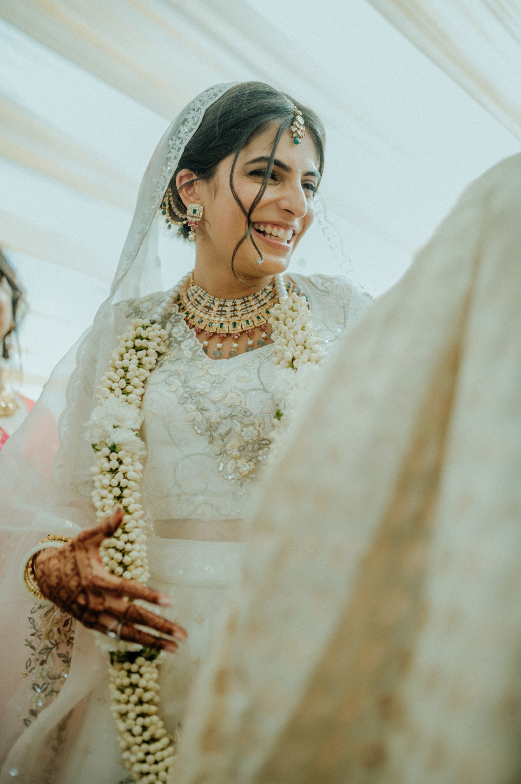 South Indian bride in jasmine and traditional jewellery, photographed by WeddingClickz